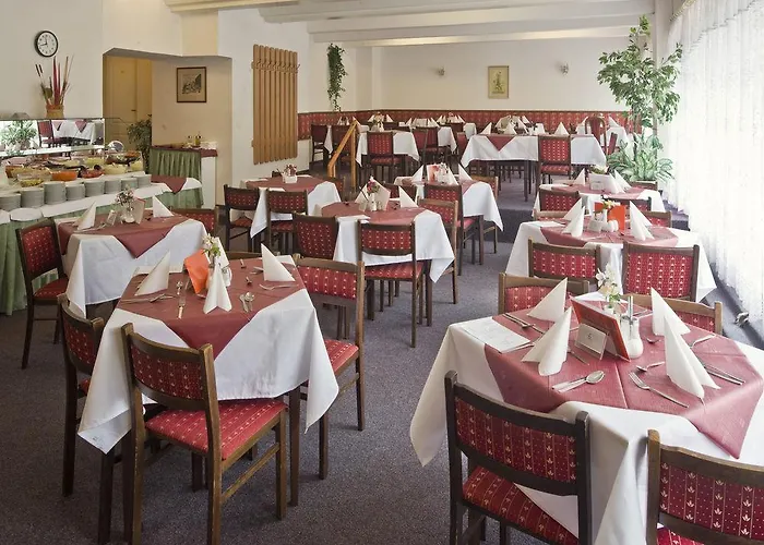 Ea Jessenius Hotel Karlowe Wary