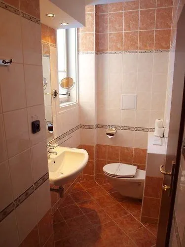 Hotel Ea Jessenius Karlovy Vary