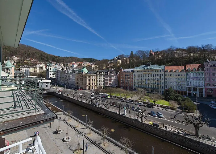 Hotel Ea Jessenius 3*