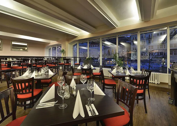 Ea Jessenius Hotel 3*